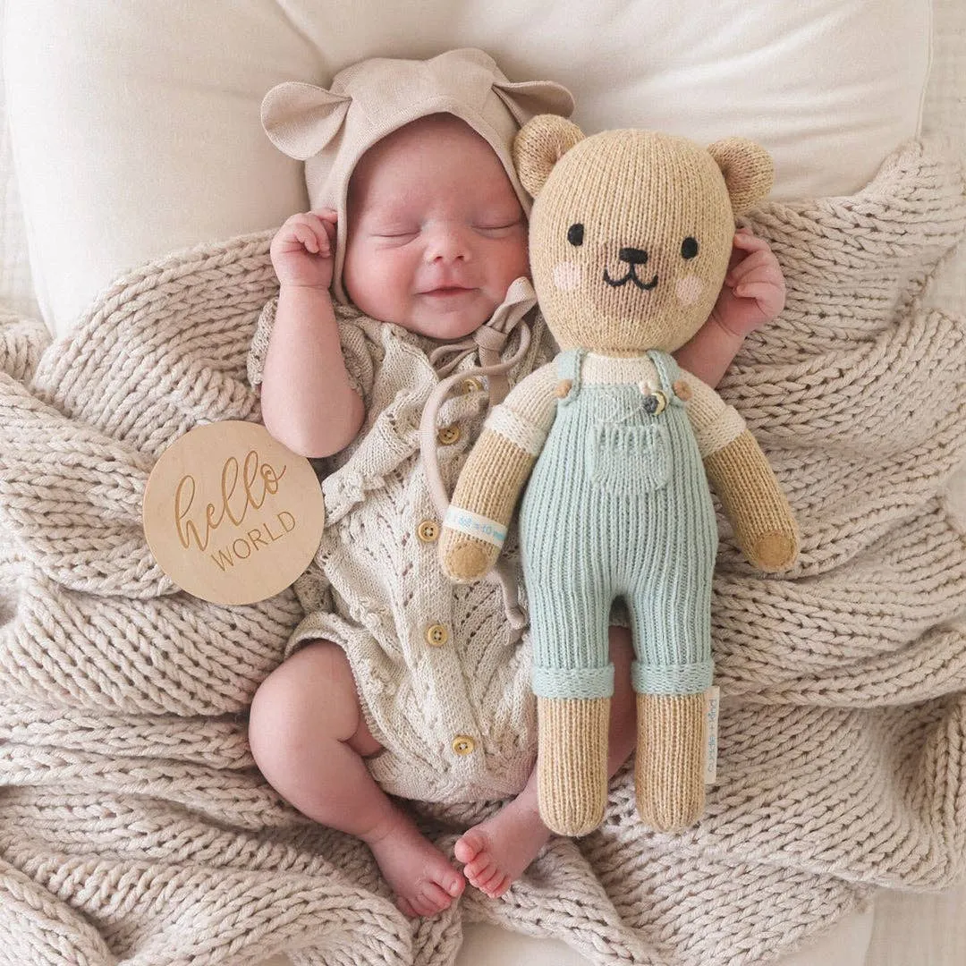 Charlie the honey bear, gives 10 meals: Little - 13"
