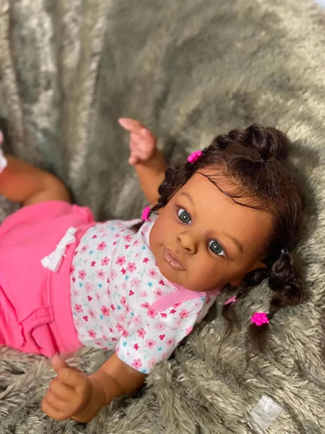 Newborn Reborn schedule buoyant Baby Doll Black Girl Look Real African American Baby with Dark Brown Skin Soft Cloth Body Weighted Handmade Real Llife Reborn Child Doll Angelbaby 22inch 