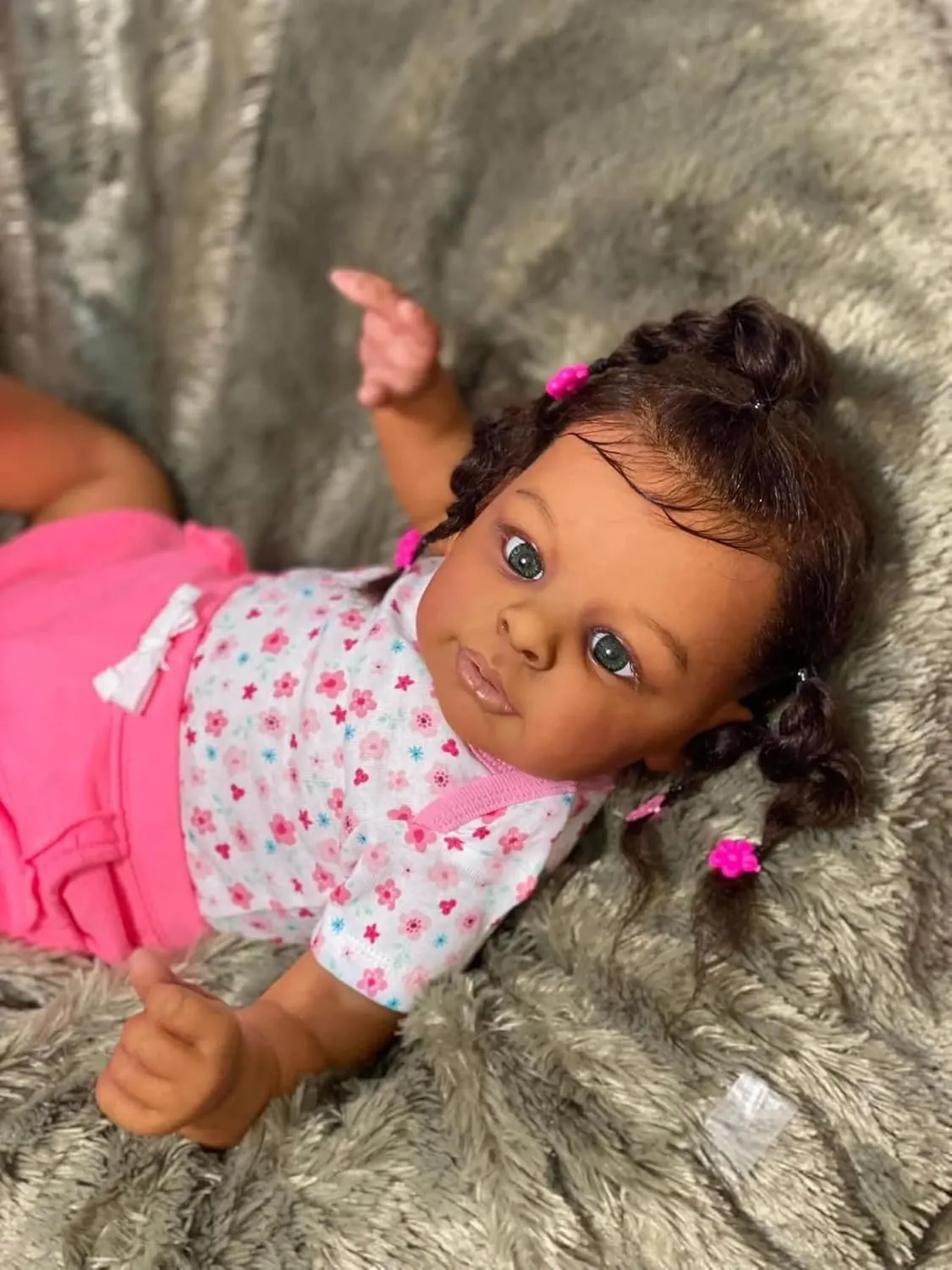 Newborn Reborn schedule buoyant Baby Doll Black Girl Look Real African American Baby with Dark Brown Skin Soft Cloth Body Weighted Handmade Real Llife Reborn Child Doll Angelbaby 22inch 