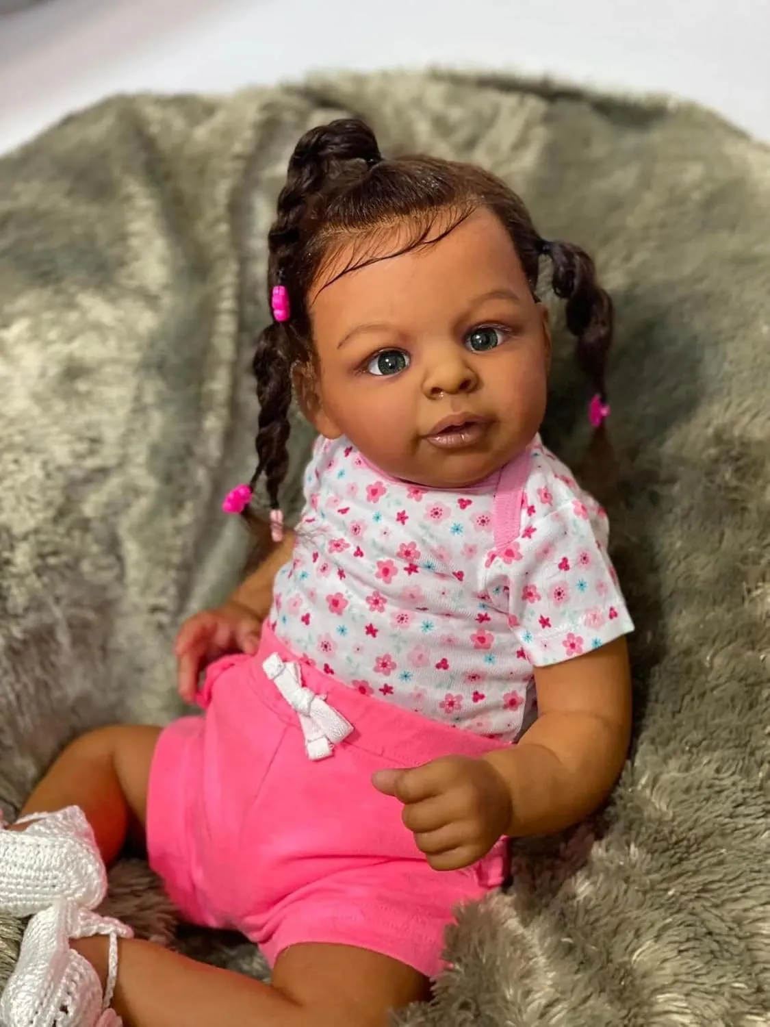 Newborn Reborn schedule buoyant Baby Doll Black Girl Look Real African American Baby with Dark Brown Skin Soft Cloth Body Weighted Handmade Real Llife Reborn Child Doll Angelbaby 22inch 