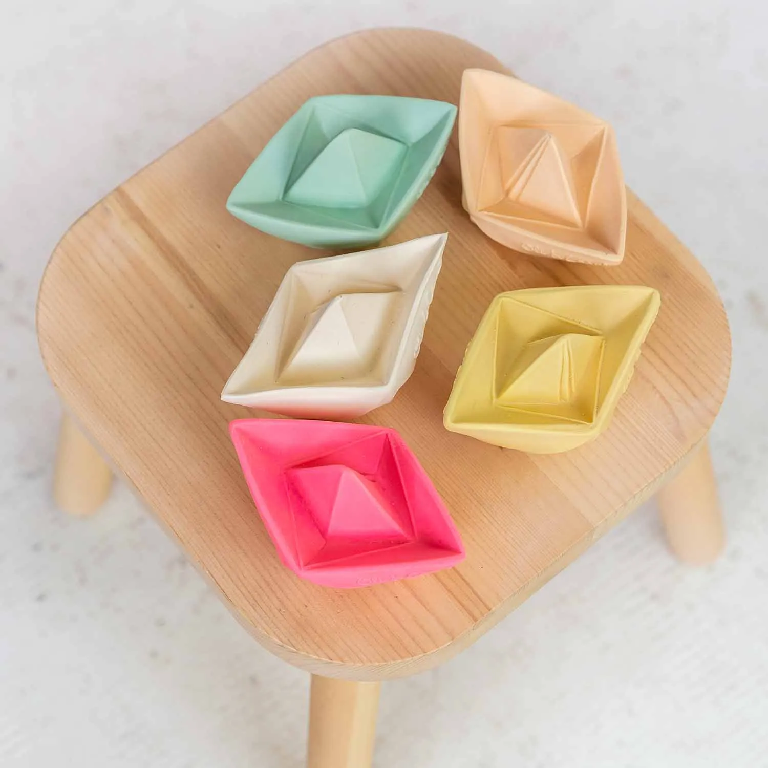 Oli and Carol - Origami Boat - Nude
