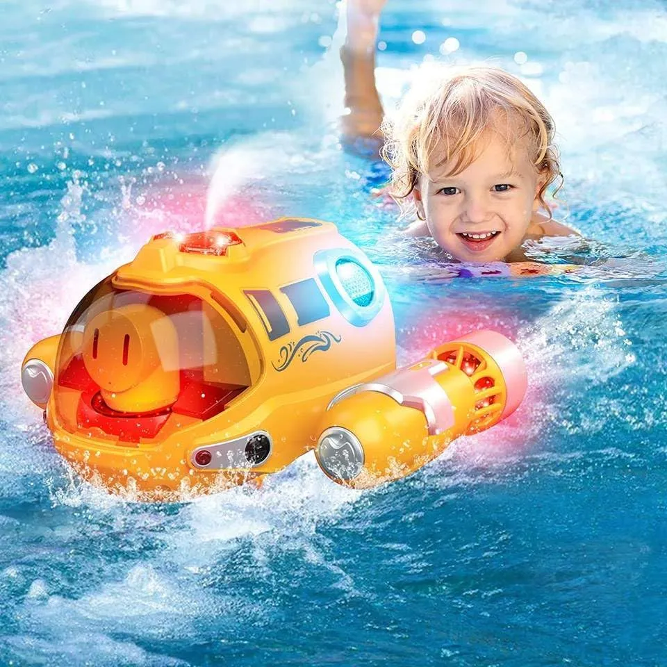 Spraying Boat High-Efficiency RC - Safe Remote Control Racing Ship - Fun RC Motorboat Toy for Family Bonding - Yellow