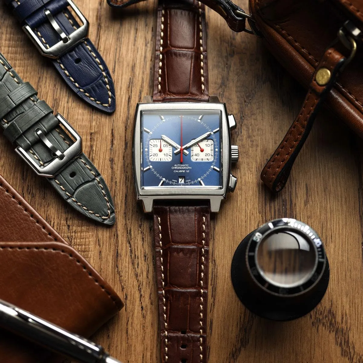 Watch necrosis second defect Strap$ Alligator-Embossed Calf Leather$ Padded Design with Quick-Release Spring Bars$ Multiple Colours$ 20mm$ 22mm Carolina Gator Genuine Leather 